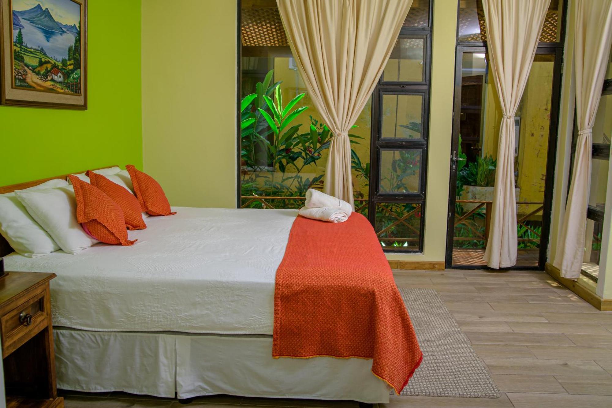 Banana Palms Hotel Rio Dulce Town Exteriér fotografie